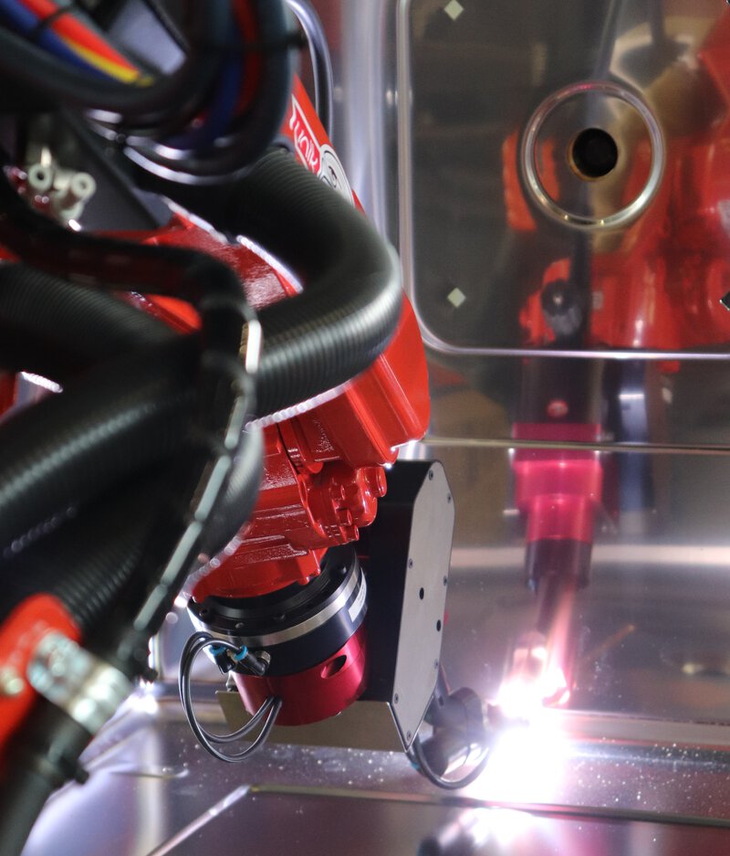Valk Welding Servo TIG robot torch delivers high-quality results